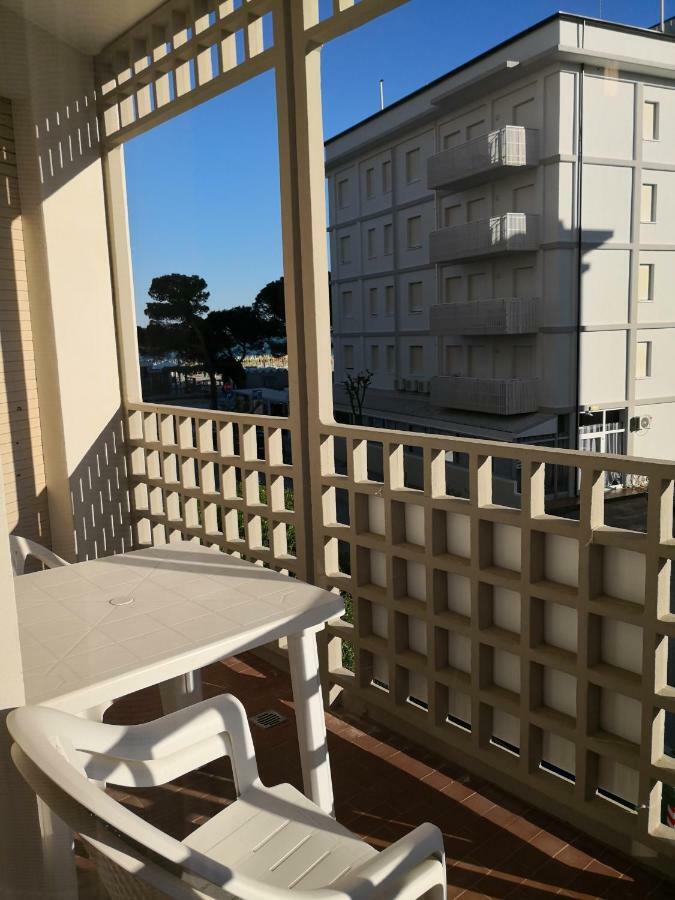 Lungomare Sabbiadoro Villa Lignano Sabbiadoro Bagian luar foto